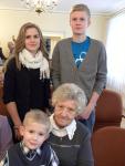 Rita_Klimas_z_wnuczk_Ani_i_wnukami_Florianem_i_Dawidem