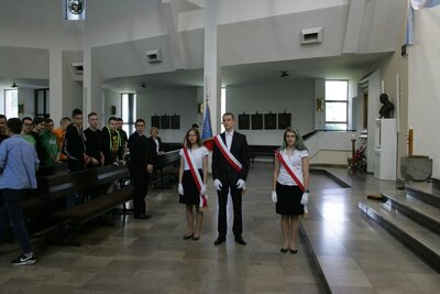 MX2M8567