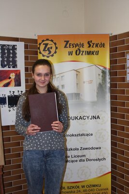 Pamela_Cziompel