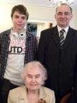 Teresa_Ciekalska_z_synem_Tomaszem_i_wnukiem_Mioszem_internet